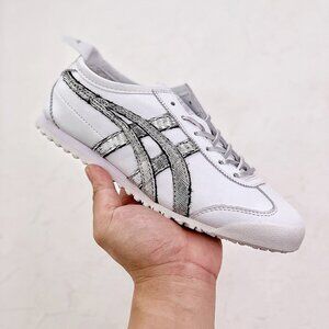 Onitsuka Tiger Mexico 66 Leather Silver-Gray Sneakers